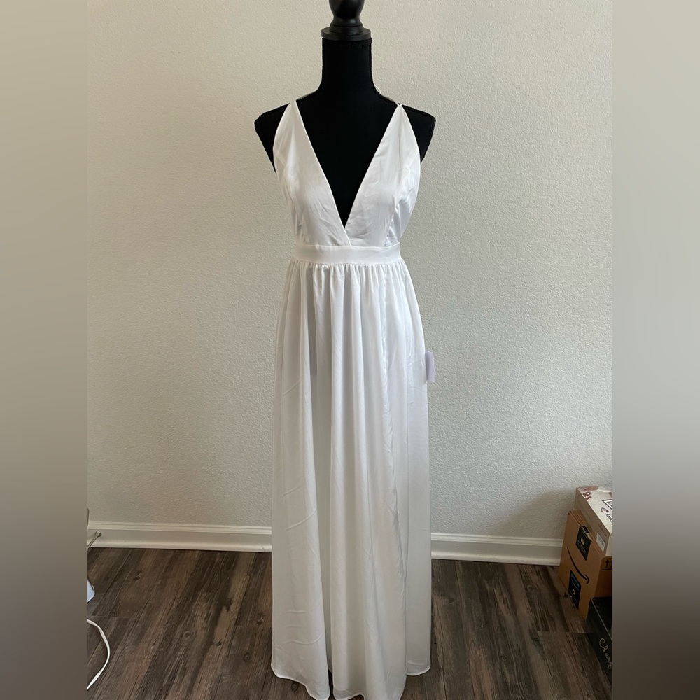 NWT Lulus S white maxi dress